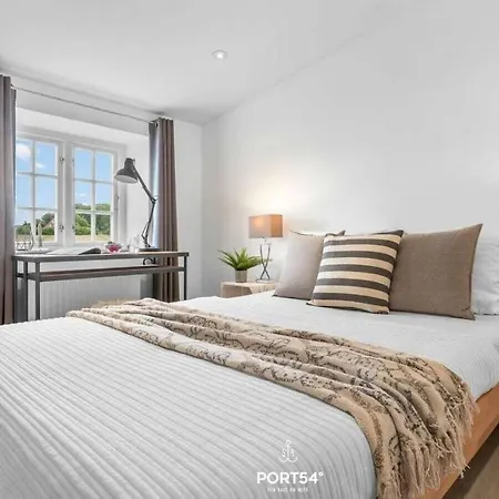 With 2 Bedrooms